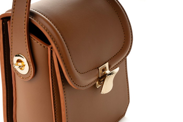 Vince Camuto Bolso Bandolera Tan